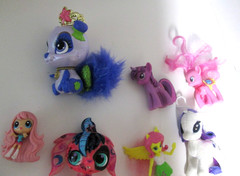 Disney Princess Palace Pets/ My Little Pony + Lot Of 12