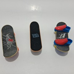 Tony Hawk Finger Boards Lot Of 2 Hot Wheels And 1 Tech Deck With 1 Pair Shoes