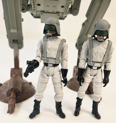 Star Wars 2009 AT-ST Scout Walker And 2 2010 Scout Drivers