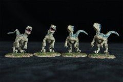ITOY Juvenile Velociraptor Figure with Base Collections Dinosaur Model Gift Toys
