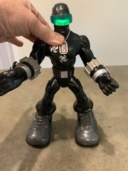 GI Joe Tough Troopers Snake Eyes 11” Talking Action Figure Hasbro 2009
