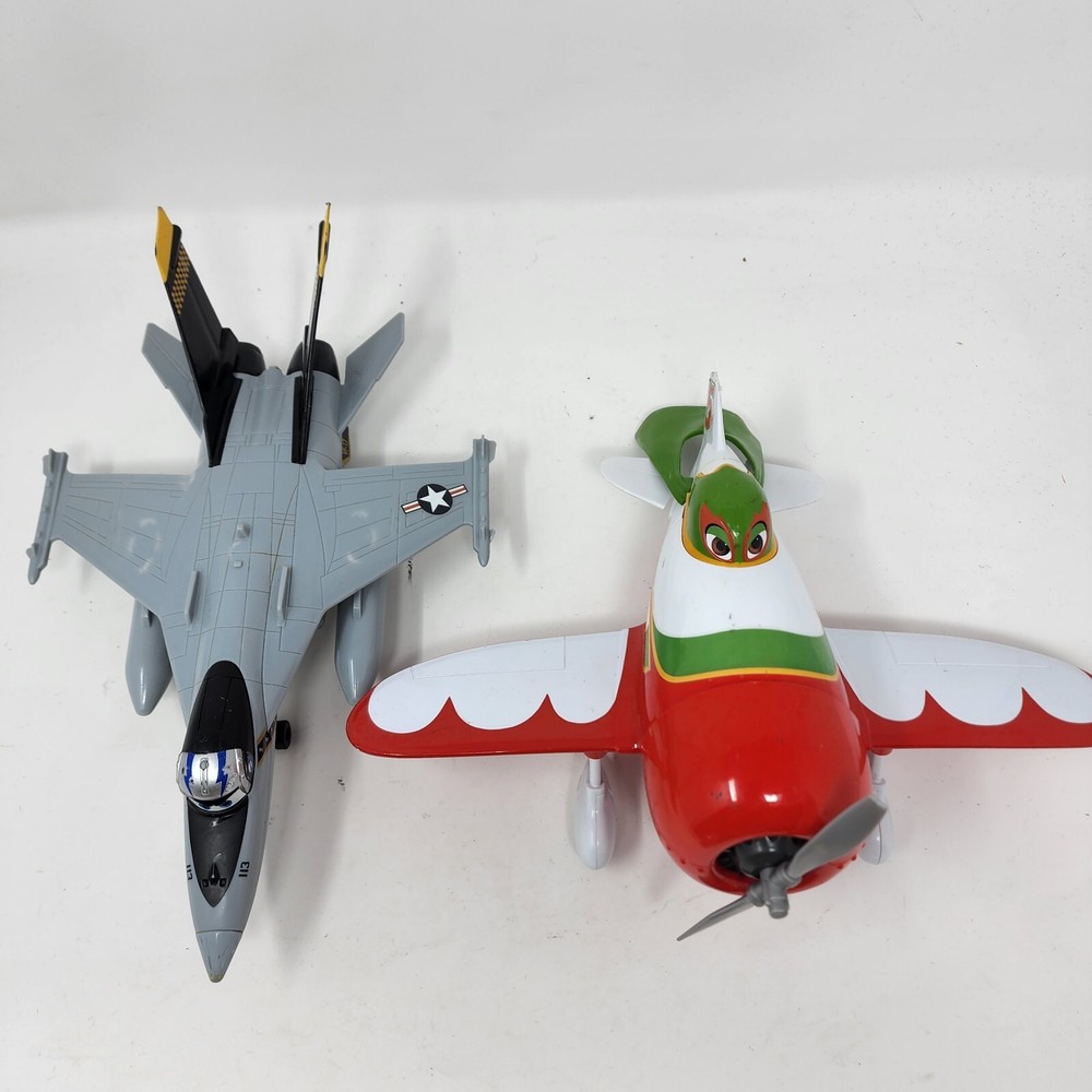 Disney Cars Bravo Jet El Chupacabra Talking Plane