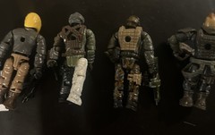 Mega Construx C.O.D lot Of 5 (custom) With Some Accessories- Guns,knives Etc…