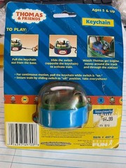 New 2000 Mini Thomas Train & Friends Pull Chain Thomas Races on Tracks Keychain