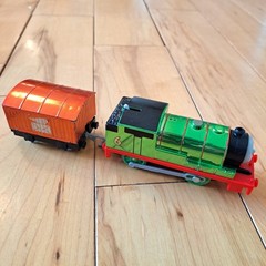 HTF! GOLDEN THOMAS, METALLIC JAMES & PERCY! Thomas Train Motorized Trackmaster