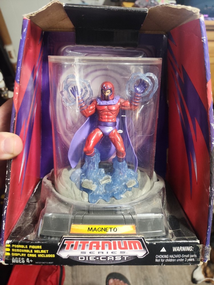 Marvel Legends Titanium Series Die-Cast Metal Magneto X-Men Action Figure 2006