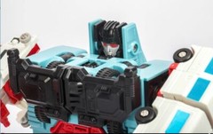 Transform G1 Defensor reissue brand new with BOX MISB Gift