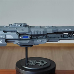 Halo 4 UNSC Resin sci-fi Spaceship Model Resin Spacecraft Figure Handmade Toy