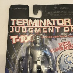 1995 Toy Island Terminator 2 T-1000 Action Figure SEALED. Card is bent