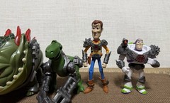 Very Rare Lot Of 8 Figures From Toy Story That Time Forgot, Must See