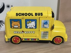 Hello Kitty Lot Of Figures, Accessories, And Vehicles School Bus Food Truck