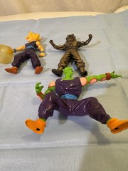Dragon Ball Z 1996 Dragon Ball Z Majin Buu 3.5in H —8 Figure Lot