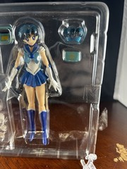 Bandai Tamashii Sailor Moon SH Figuarts Sailor Mercury Animation Color Edition