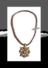 Mezco One:12 Conan The Barbarian War Paint – AMULET NECKLACE 1/12 Scale Fodder