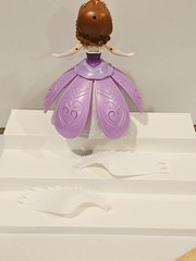 Sofia The First Princess Dancing And Singing Doll With Flashing Light Music Toy