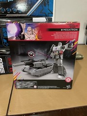 Transformers Studio Series MTMTE Leader 86 Megatron Battle Damaged New