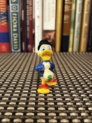 Disney Duck Tales Scrooge McDuck 2.25″ Tall PVC Figure 1991 Kellogg’s