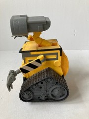 Disney Pixar WALL-E Remote Control Robot Think Way Toy Yellow Black With Remote