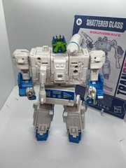 Transformers Shattered Glass Soundwave 100% Complete With Instructions & Comic