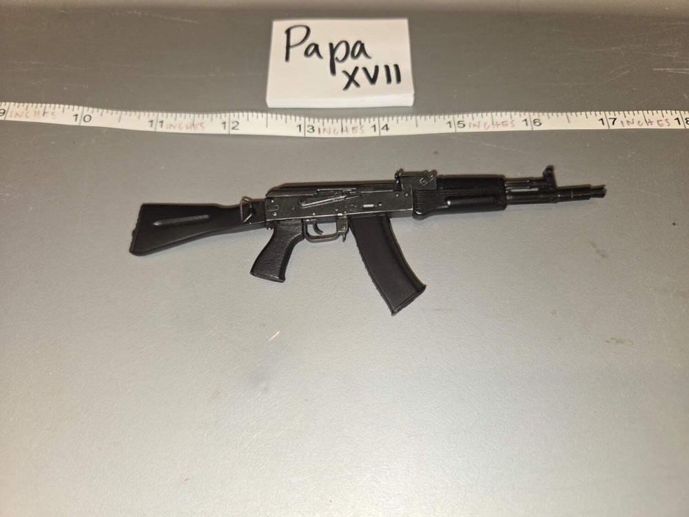 1/6 Scale Modern Era Russian AKS-74U Assault Rifle Carbine