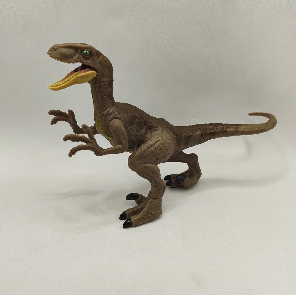 Jurassic Park World Velociraptor RAPTOR Dinosaur Action Figure 6″ Brown 2017