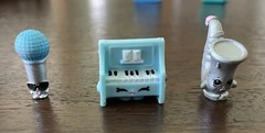 Shopkins 24 Pc Lot Some Rare Sports Musical Instruments Household Items Shoes
