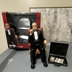 NECA Movie Icons #01 Vito Corleone The Godfather Action Figure Chair Case