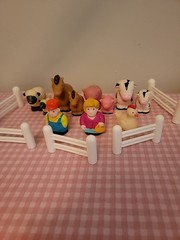 Battat Big Red Barn Farmer Farm Animals Fence Toddler Toy Lot