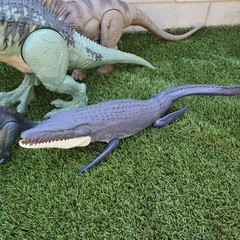 Jurassic World /Park Lot of 15 Dinosaurs, Carnotaurus Mamenchisaurus Apatosaurus