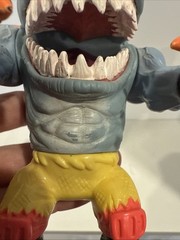 VINTAGE 1994 MATTEL STREET SHARKS BLADES ACTION FIGURE STREEX ROLLER BLADER TOY
