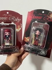 2026 Authentic Miniso X Jennie Figure Hang Card Gift Cute