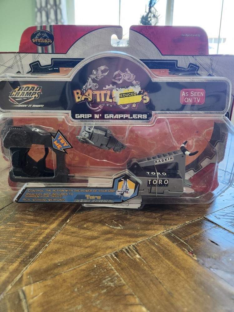 Road Champs BattleBots Grip NGrapplers Toro Action Figure Practice Bot 28750 NEW