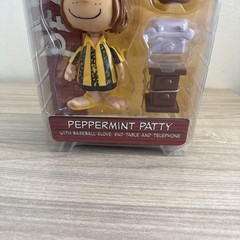 Memory Lane Charlie Brown Peppermint Patty Action Figure Smile Variant NIP