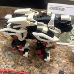 2002 Hasbro Tomy Zoids White Liger Zero Action Figure Robot Lion Tiger UNTESTED