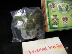GREMLINS 80’s Retro Mini Figures Gremlin in Pasta Pot Chase Glow in Dark Rare