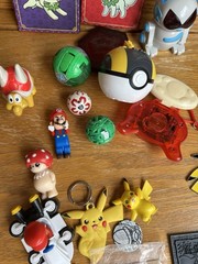 Nintendo/Pokémon Figures Mario SEGA Game Pikachu Cards Pokeballs Mushroom 22