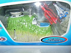 BANDAI 2004 Thunderbirds Tracey Island Headquarters Electronic Playset MIB NRFB