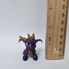 Mega Bloks Skylanders Giants Classic Spyro Action Figure Purple Toy Dragon Block