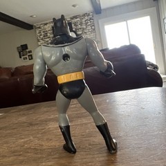 DC Comics Batman Action Figure 1993 4”Plastic Gray Black Yellow
