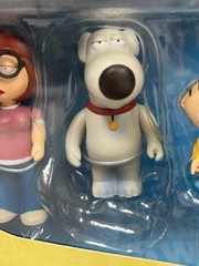 2009 Family Guy The Griffins Minis Box Set Mezco Peter Stewie Brian NRFB Sealed
