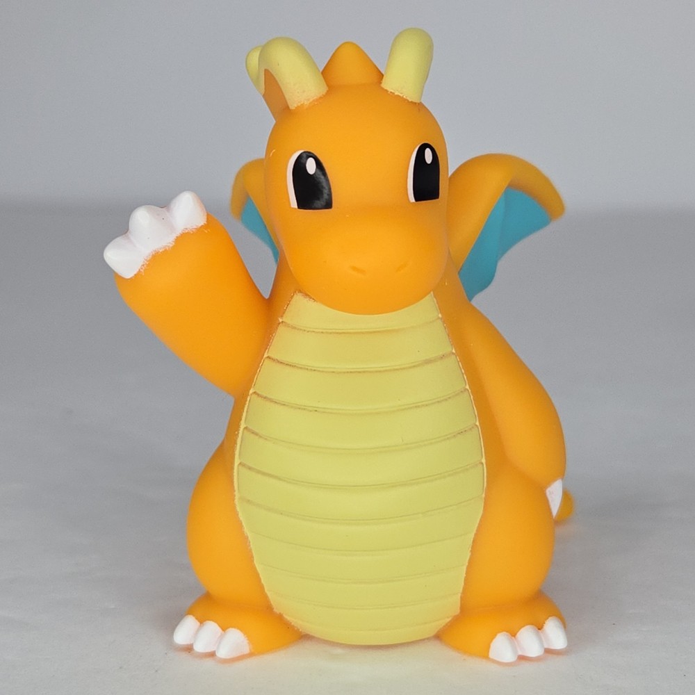 2025 Pokemon 2″ Dragonite Mini Figure Finger Puppet Nintendo Bandai
