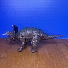 Express Armored Saurus Triceratops DX Deluxe Sound Dinosaur Transforming Robot