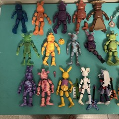Funko Five Nights at Freddy’s Action Figure Lot Of 18