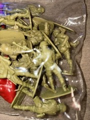 MTC Mini Figures World Famous Soldiers TY-9908 United Kingdom Toy Plastic NEW