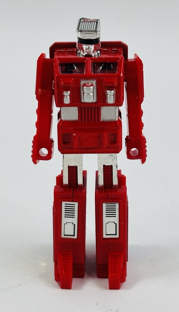 GoBots PUMPER Fire Truck #10 (1982) Bandai Japan – INCOMPLETE / For Parts