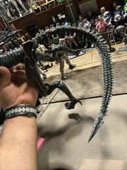 NECA Alien Deluxe Xenomorph Queen, | Loose Action Figure | Great Condition