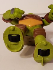 Raphael Ninja Turtle W/ Wheels on Feet 2012 Viacom 5 1/2″ Inches Tall