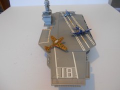 Toy U.S. Aircraft Carrier USS Doris Miller (CVN-81) w/4 WWII Airplanes, 18″ L