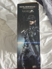 Play Arts Kai: Metal Gear Solid V Ground Zeroes Snake Sneaking Suit Ver.