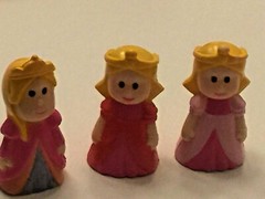 3 Hard Plastic Princess Little Small Figures Dolls Toys